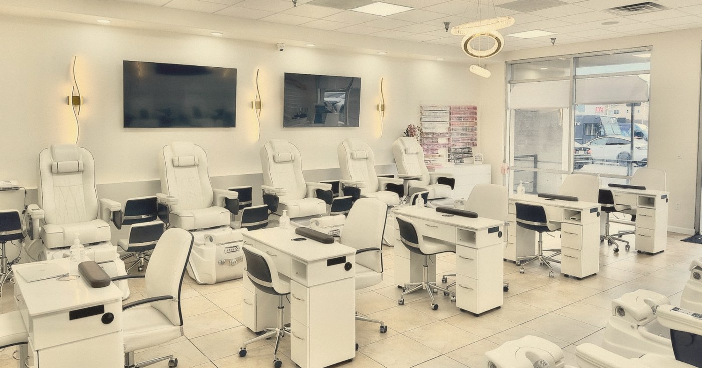 Spa pedicure chairs and manicure stations at Trae'Gloss Nail Spa